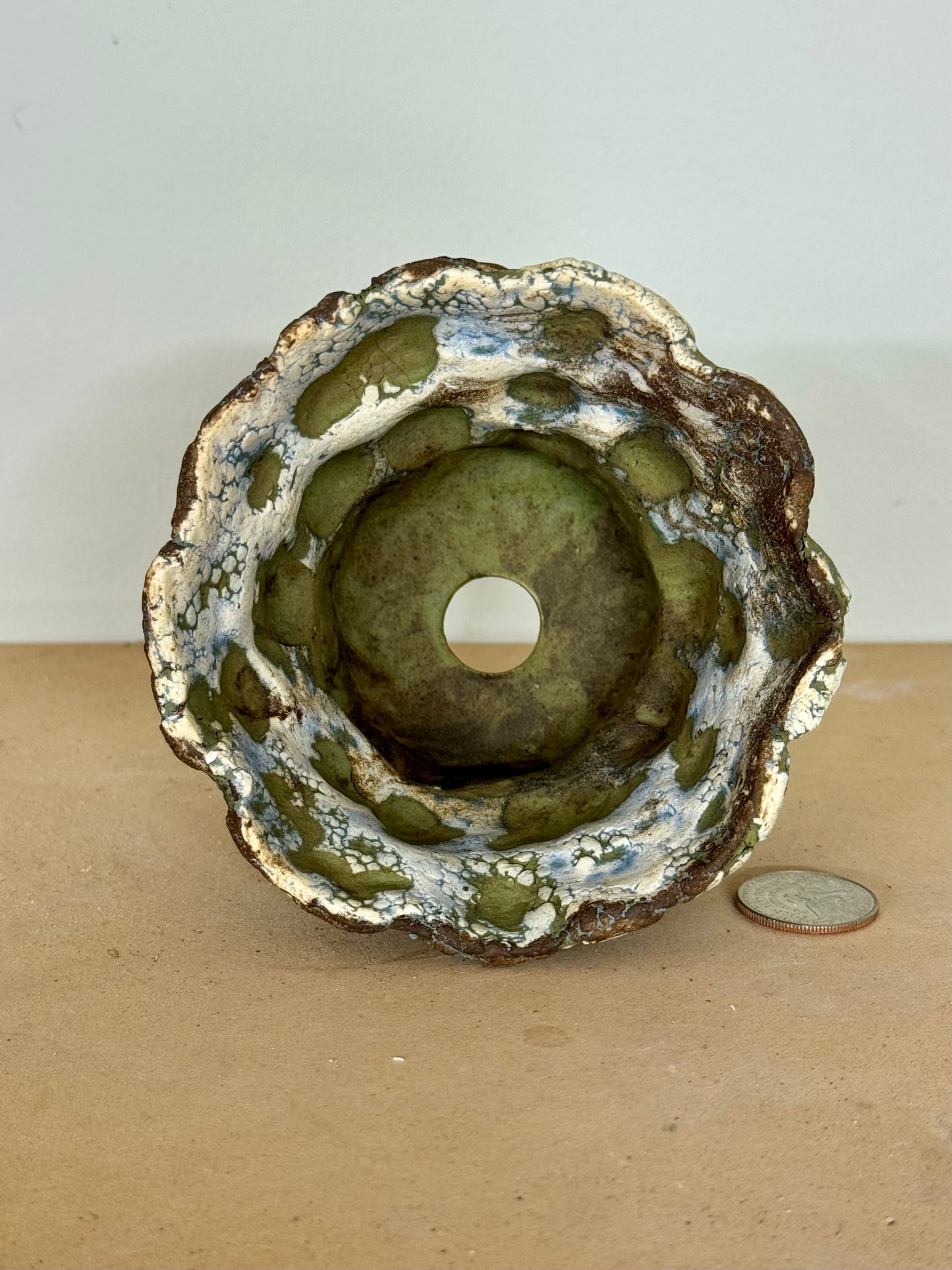 Earthy w/ legs - 4.25 x 3.5”