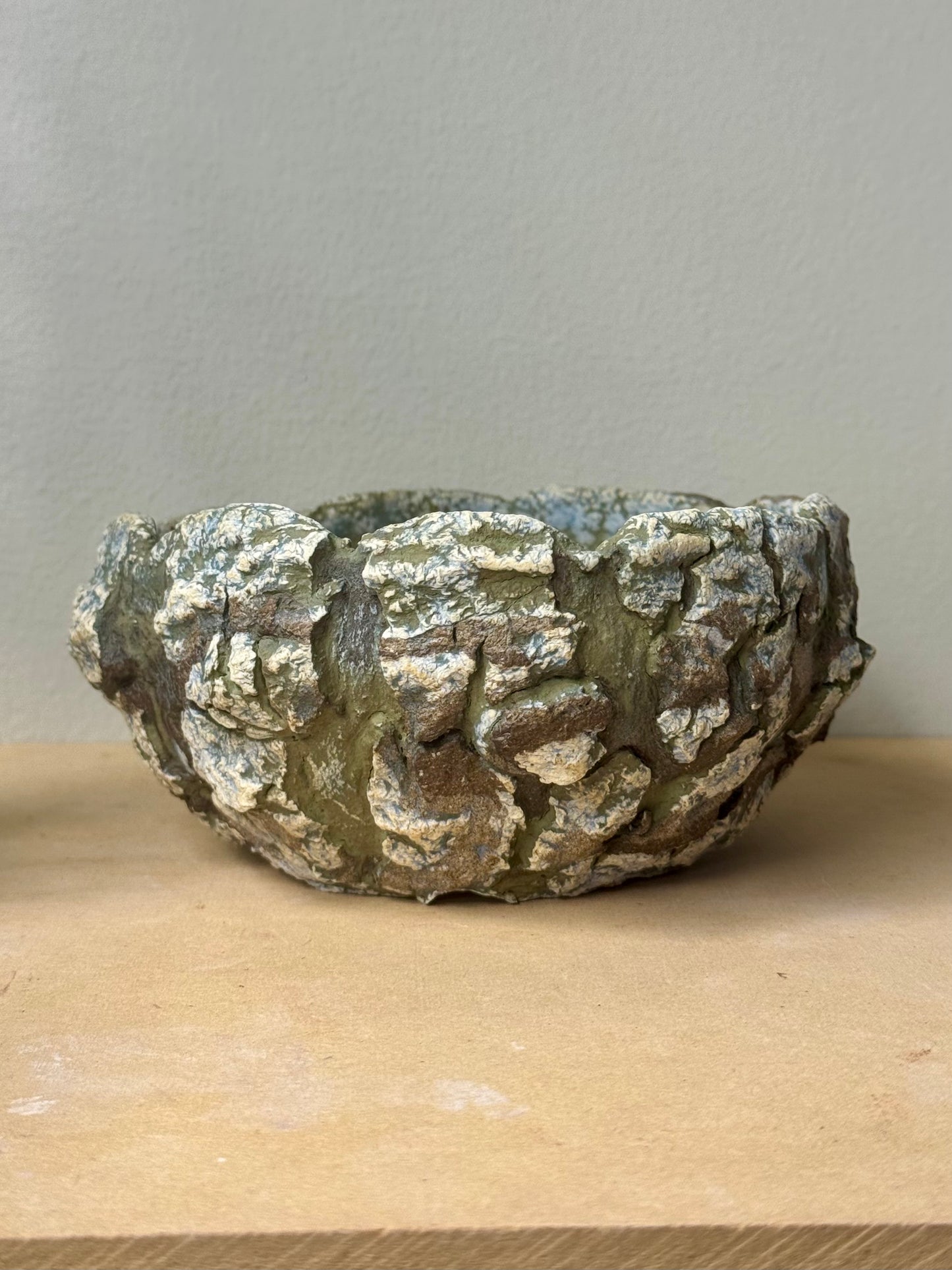 Earthy - 5.25 x 2.25”