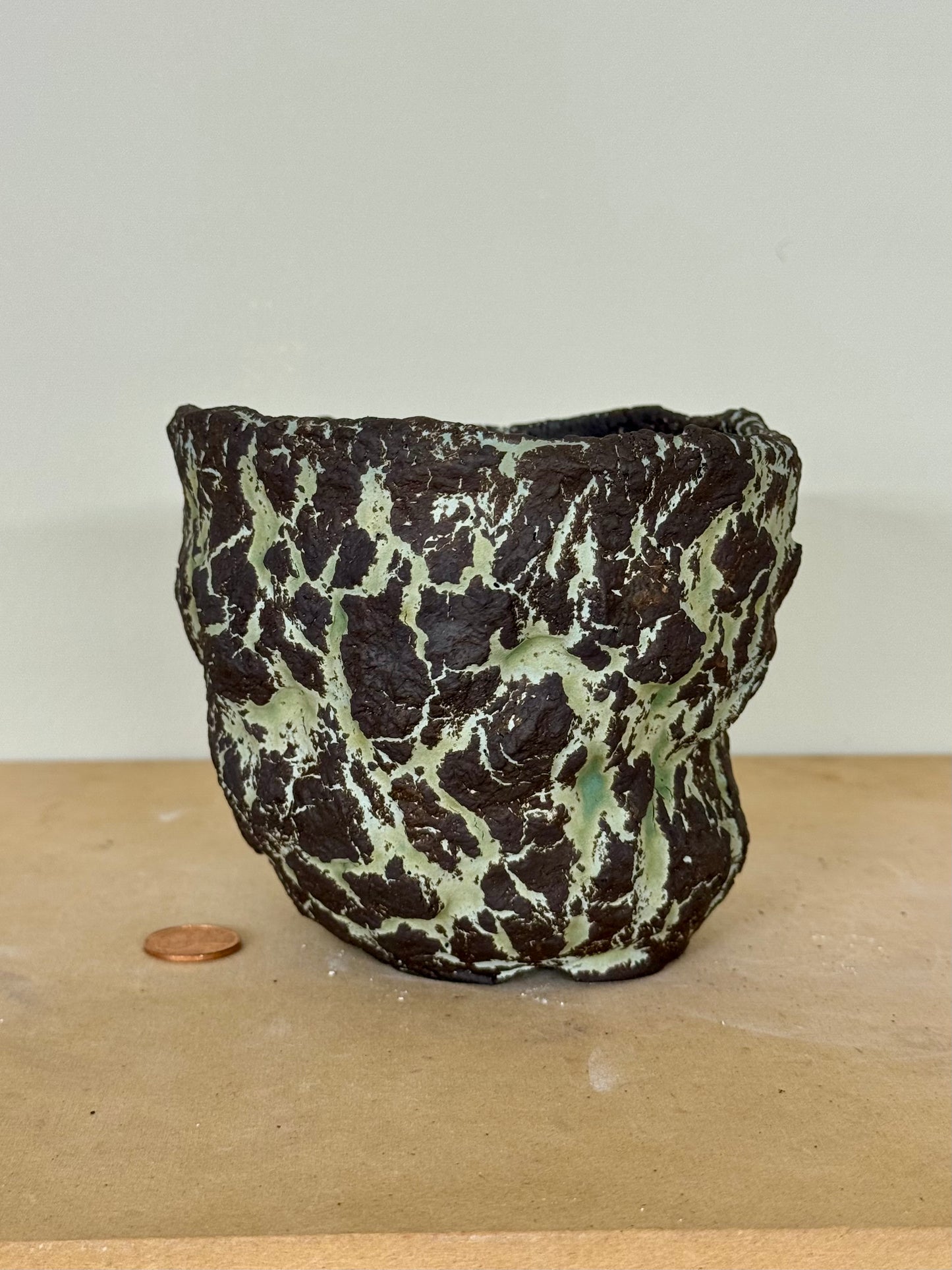 UFO - 4.75 x 4.25 x 3.75”