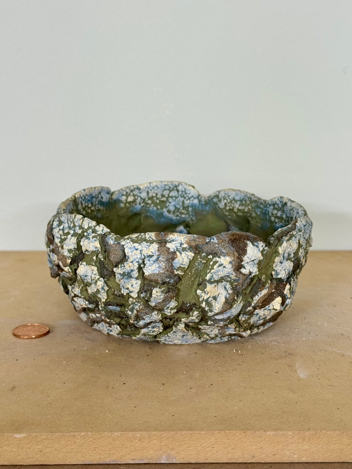 Earthy - 5.25 x 2.25”