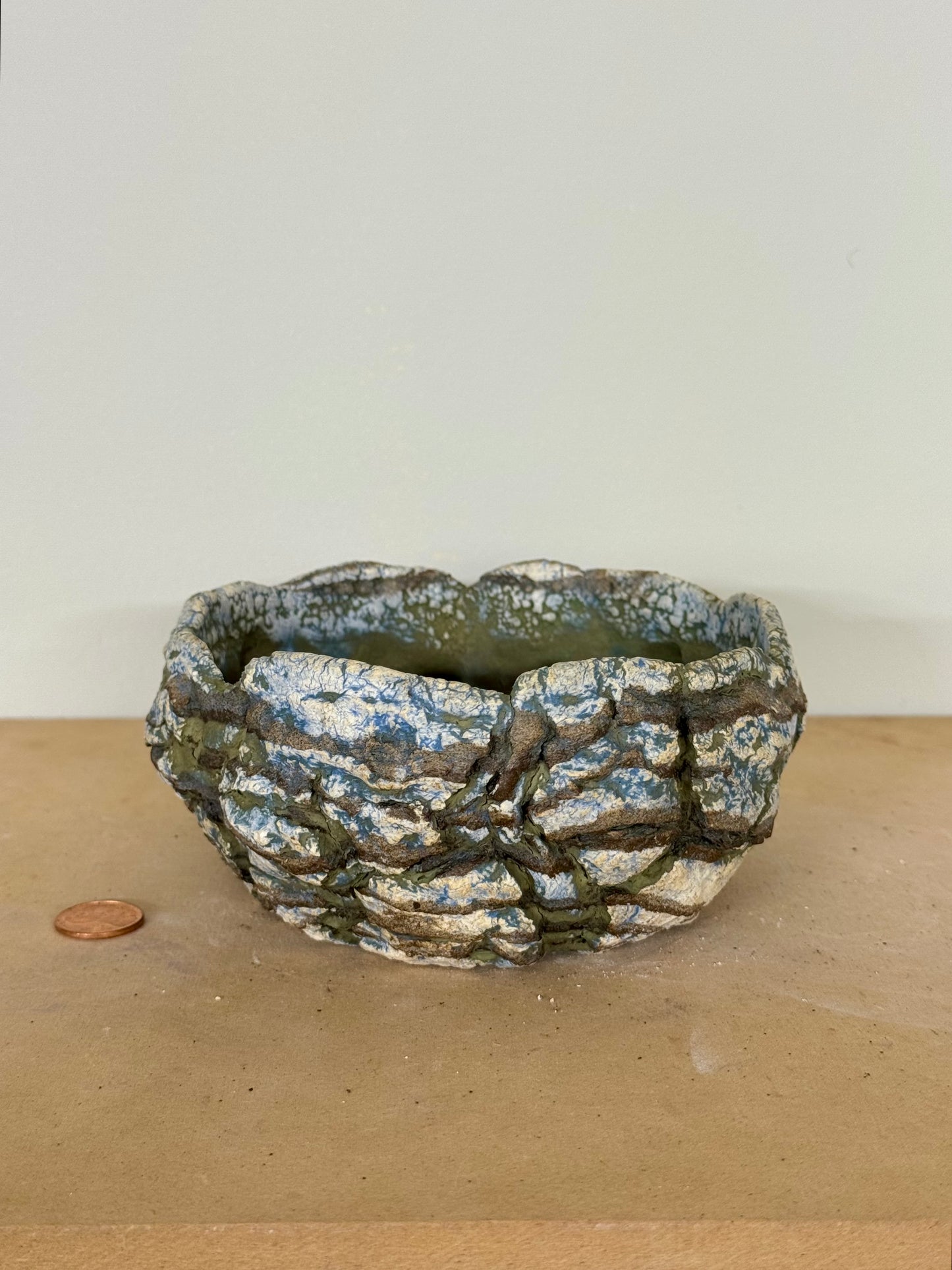 Earthy - 5.25 x 2.25”