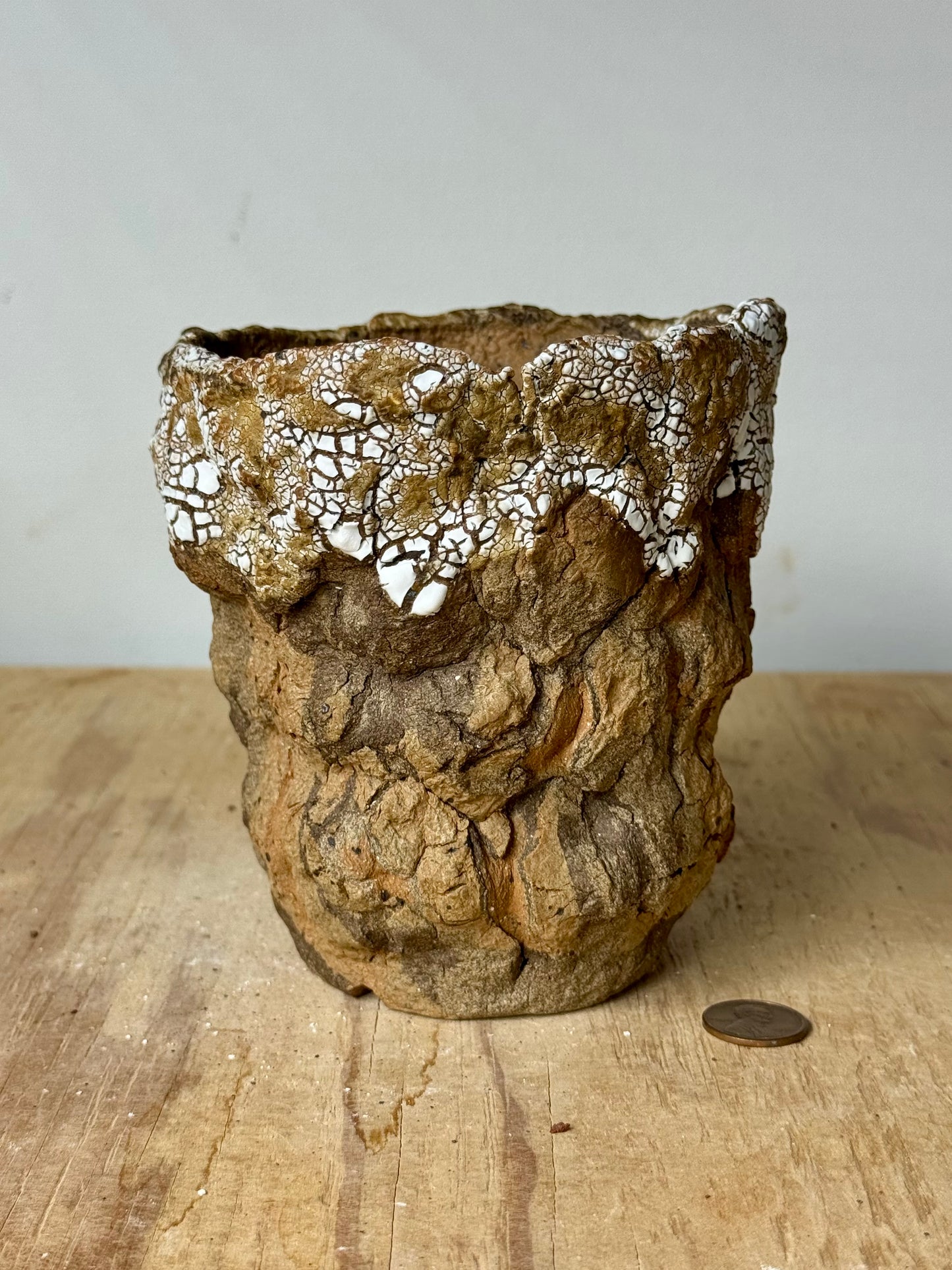 Sandstorm crackle rim - 4.75 x 4.5 x 4.75”