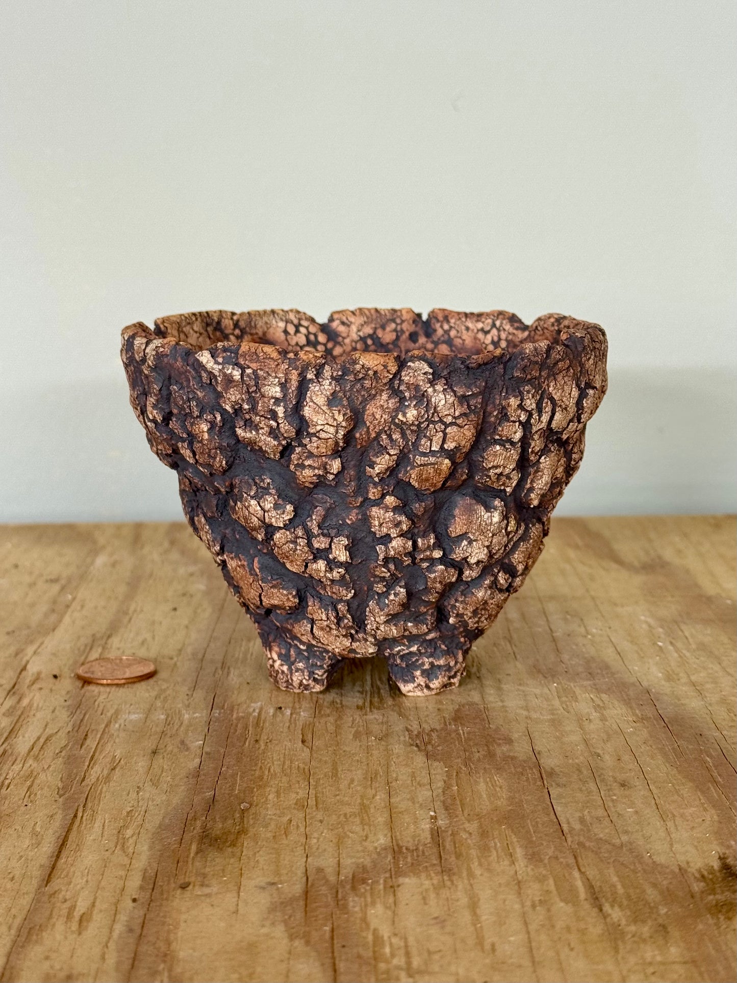 Astroid w/ legs - 4.25 x 3.25”