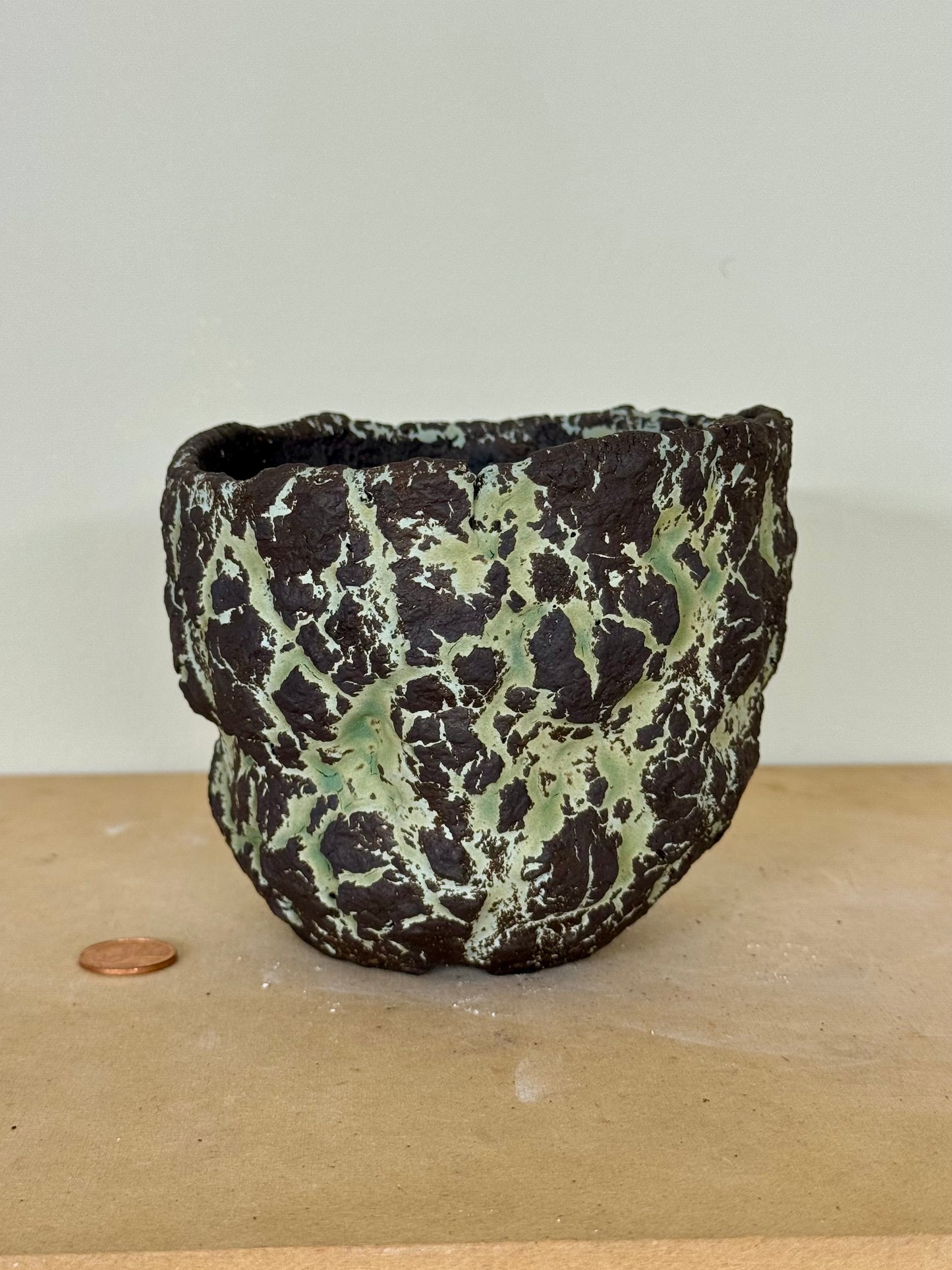 UFO - 4.75 x 4.25 x 3.75”