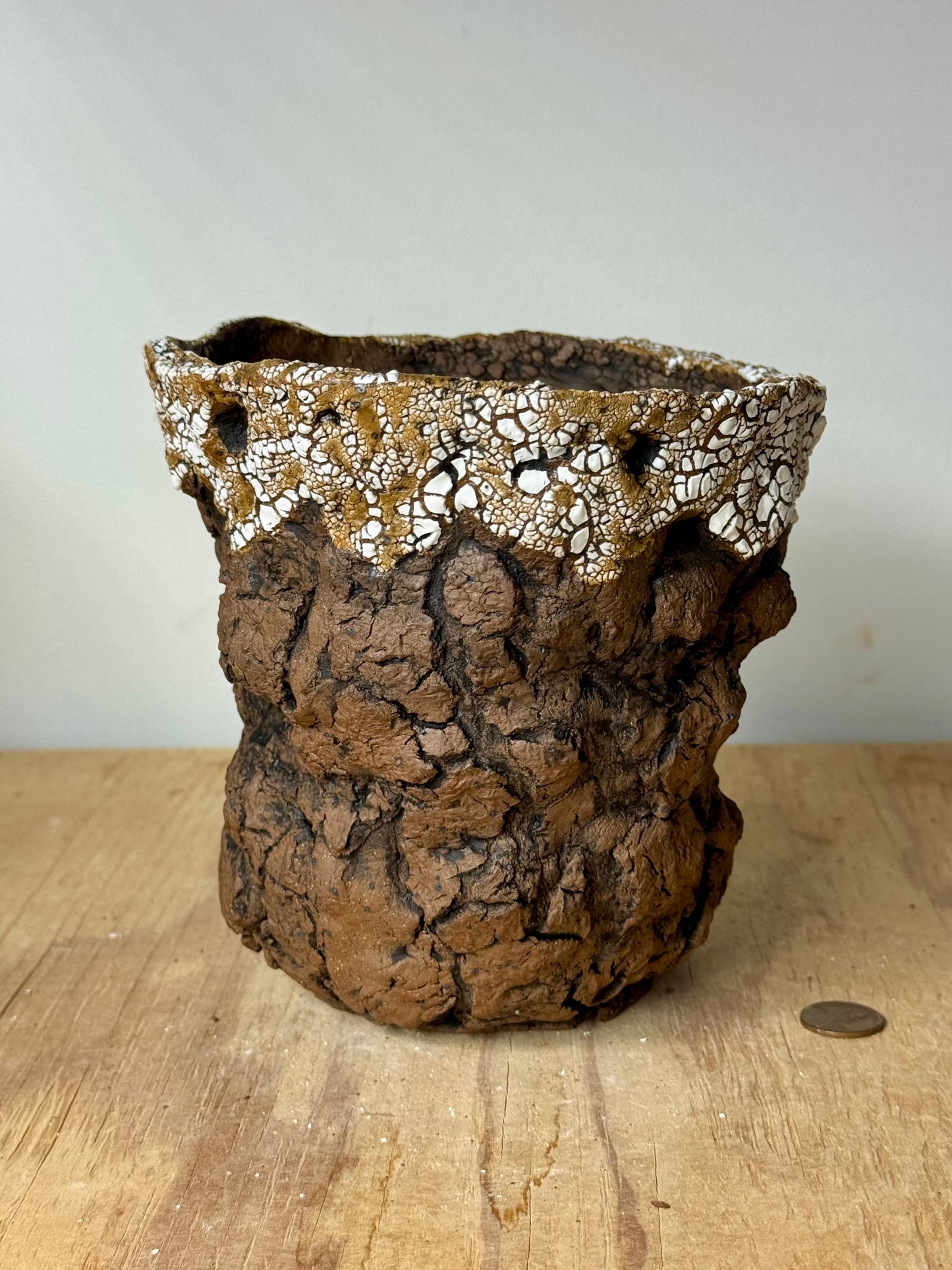 Rock crackle rim - 6 x 5.75”