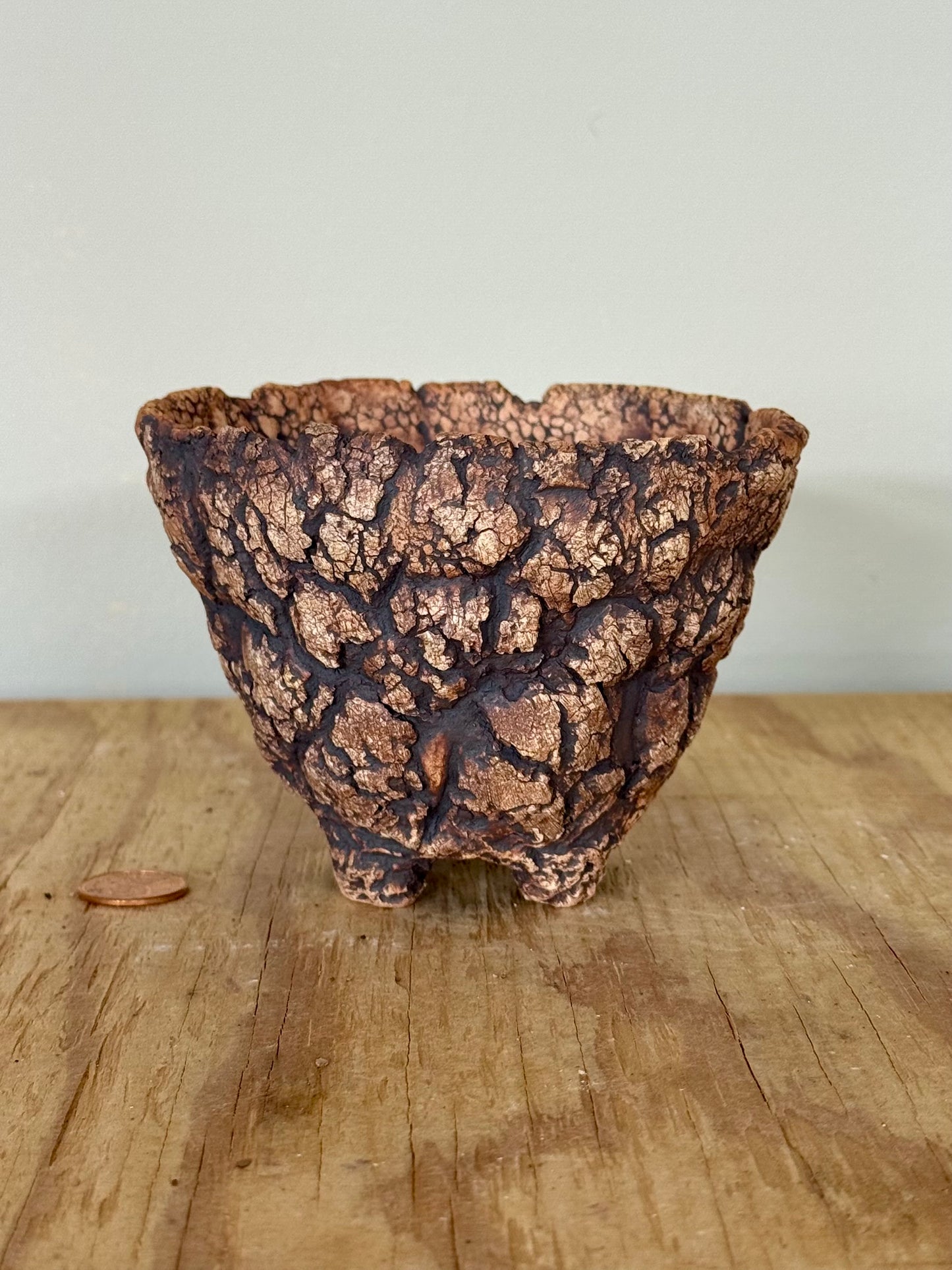 Astroid w/ legs - 4.25 x 3.25”