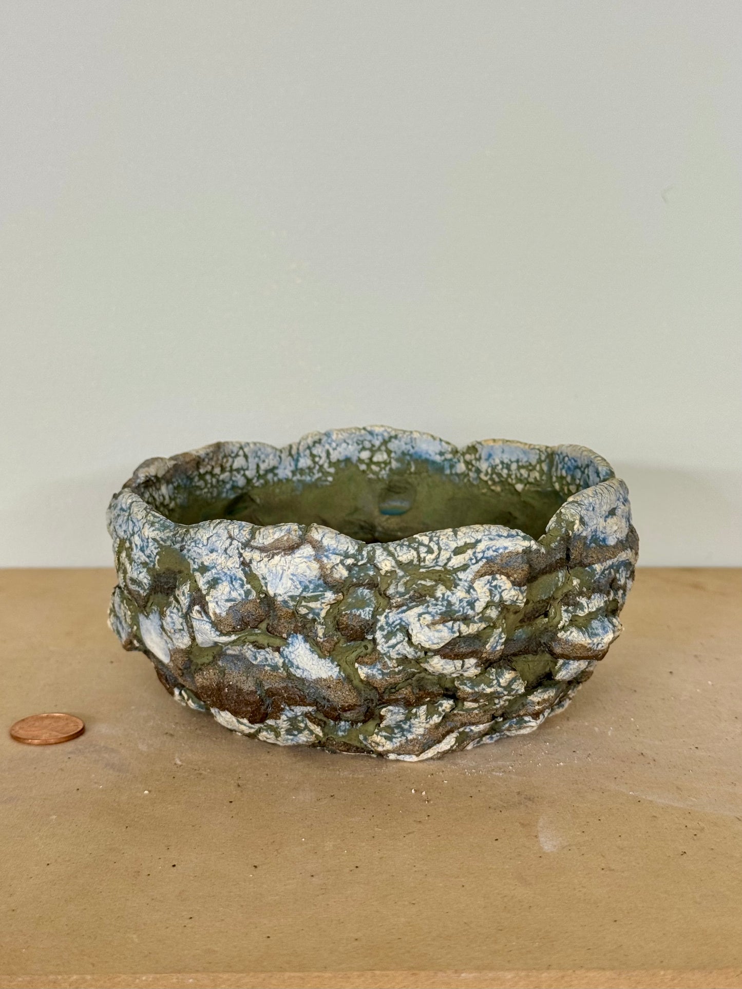 Earthy - 5.25 x 2.25”