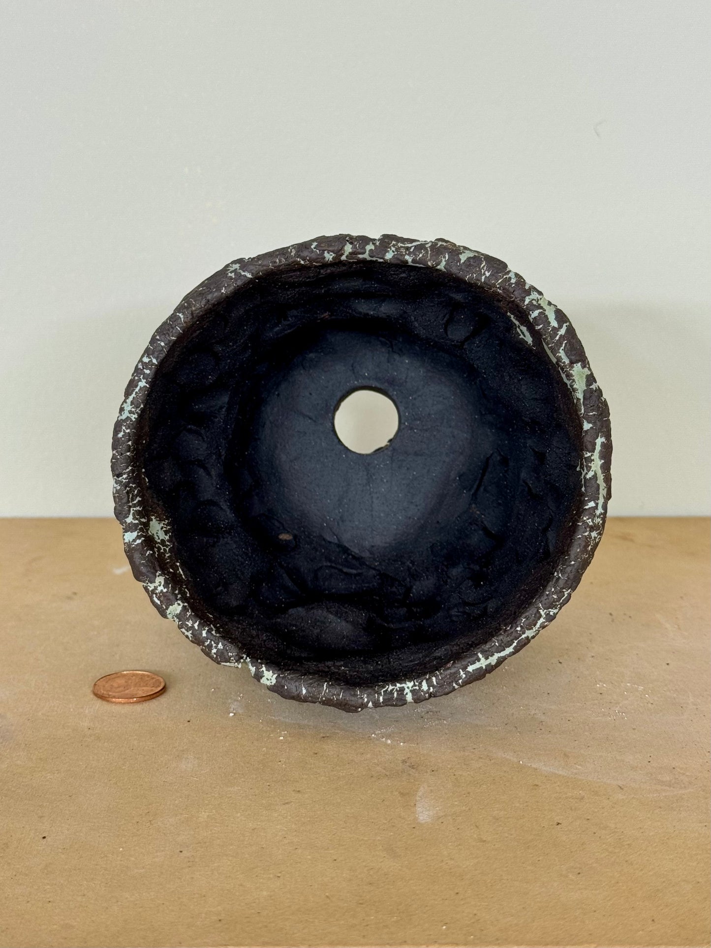 UFO - 4.75 x 4.25 x 3.75”